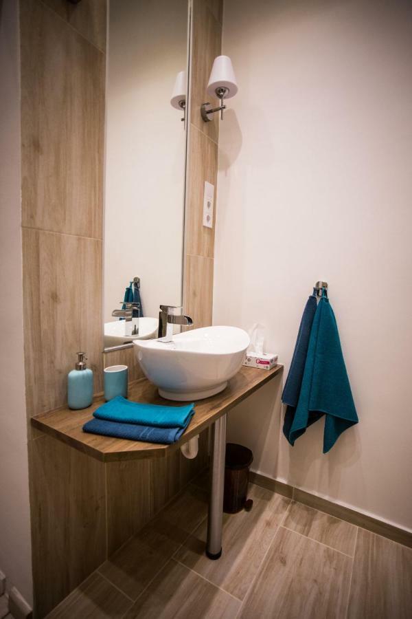 Izabella Vintage Style Apartment บูดาเปสต์ ภายนอก รูปภาพ